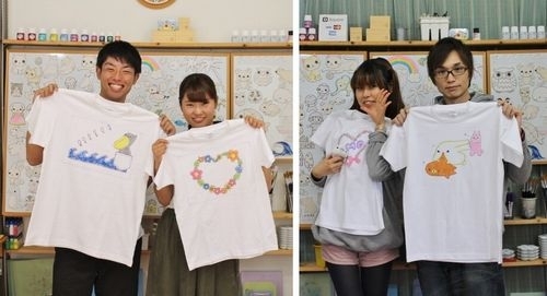 カップルが作った手描きTシャツ